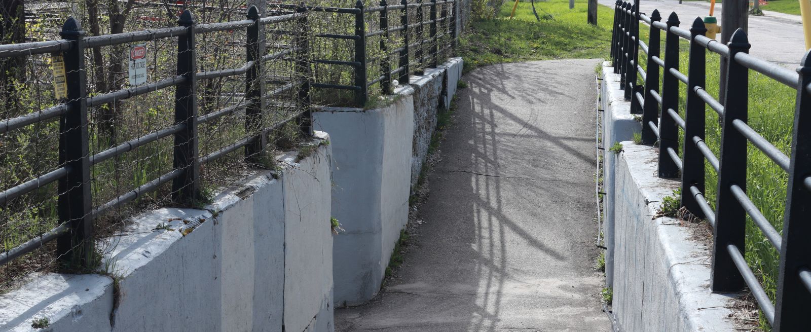 Pedestrian Foot Path Banner Image